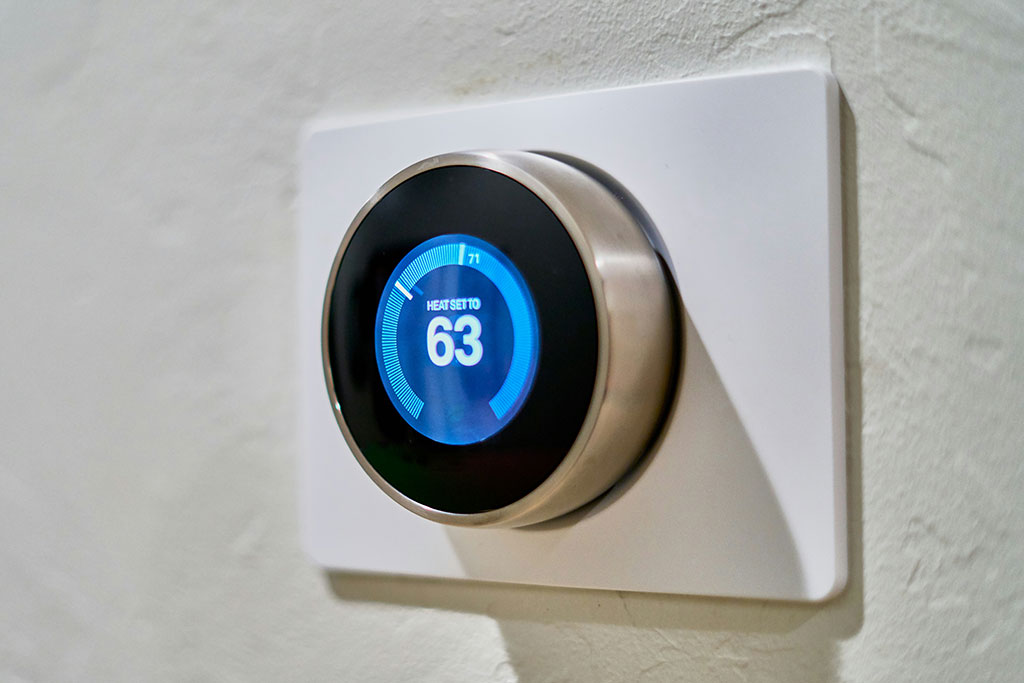 Programmable thermostat