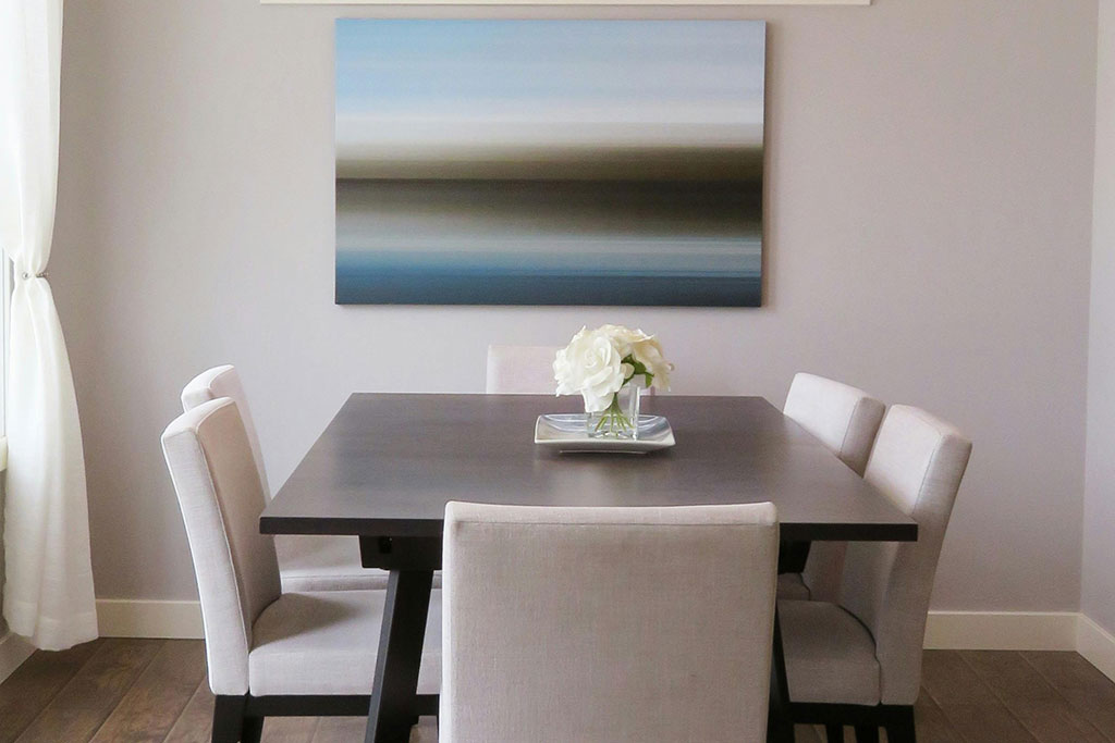 Clean dining room table