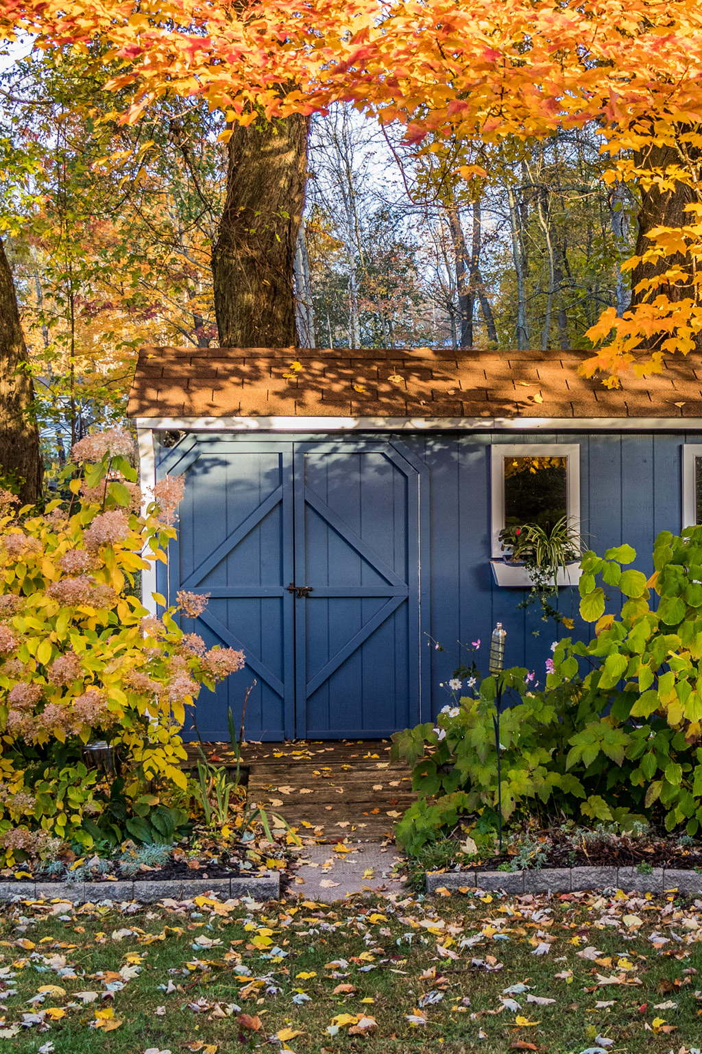 Outdoor shed