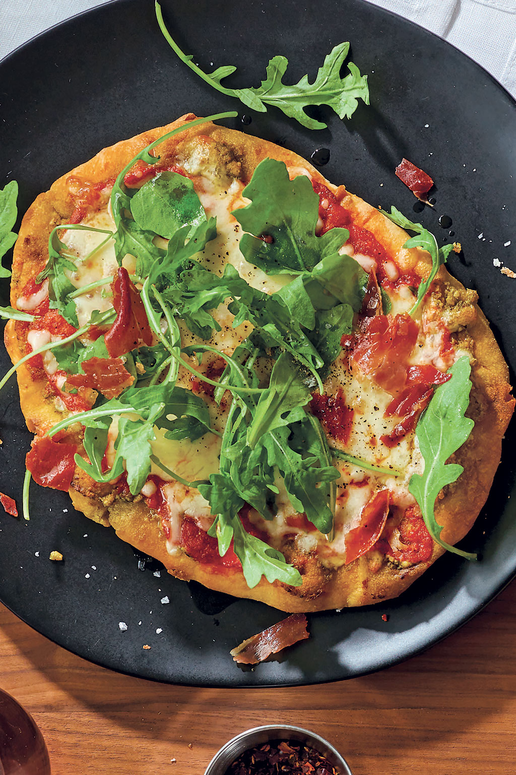 Naan pizza