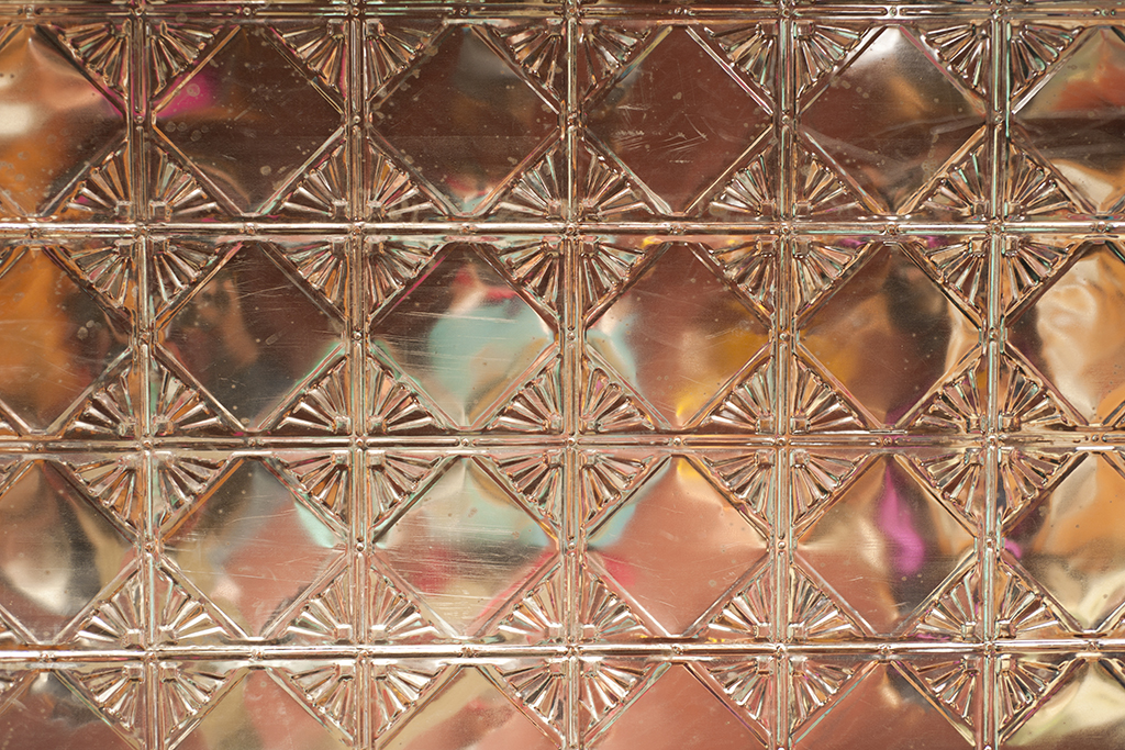 Metallic backsplash